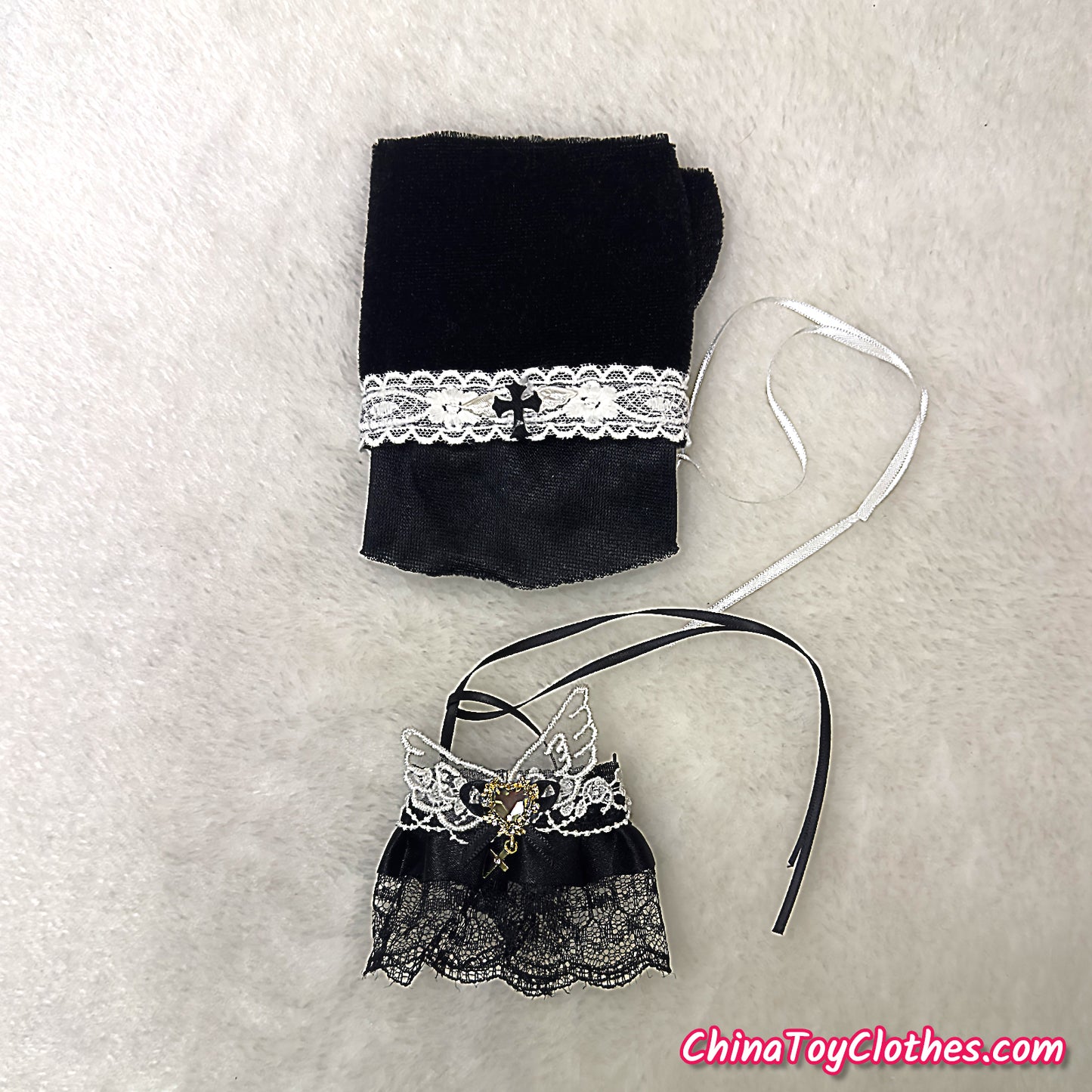 LABUBU 17 公分怪獸毛絨娃娃衣服富婆女孩 GG 套裝無玩具