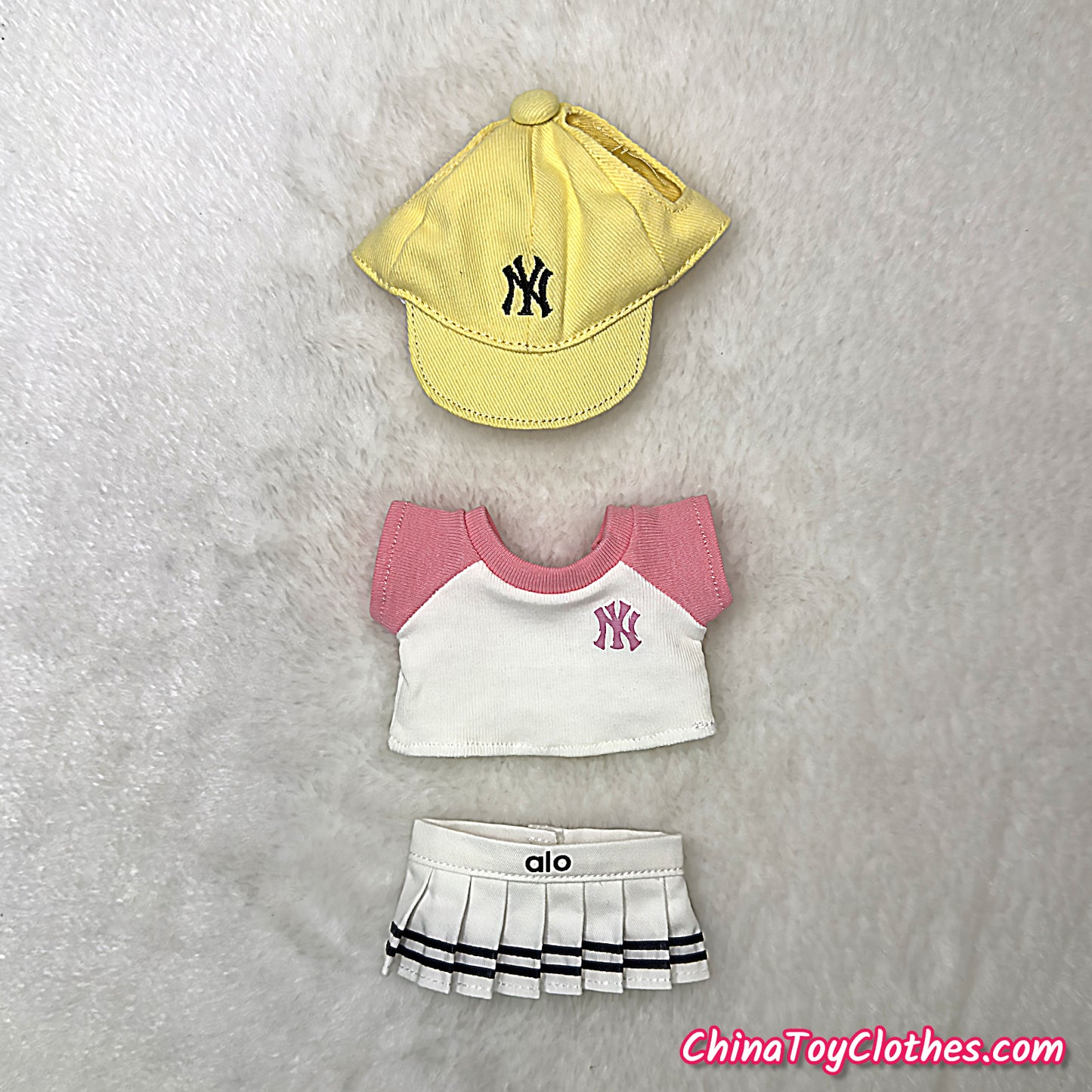 LABUBU 17cm The Monsters Plush Doll Replacing Clothes Baseball T-Shirt and Cap Leisure Sportswear Outfit NO TOY