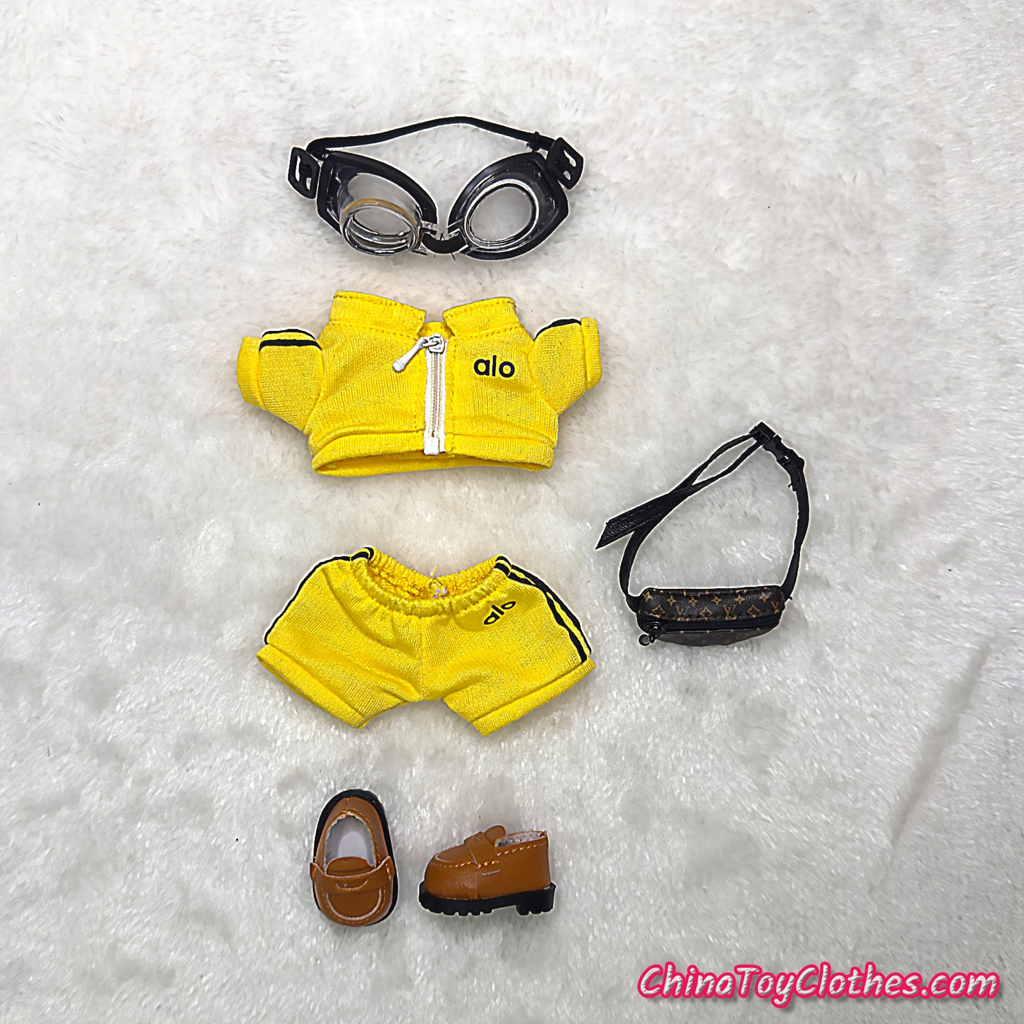 LABUBU 17cm The Monsters Plush Doll Replacing Clothes Yellow Yoga Leisure Sportswear Outfit NO TOY
