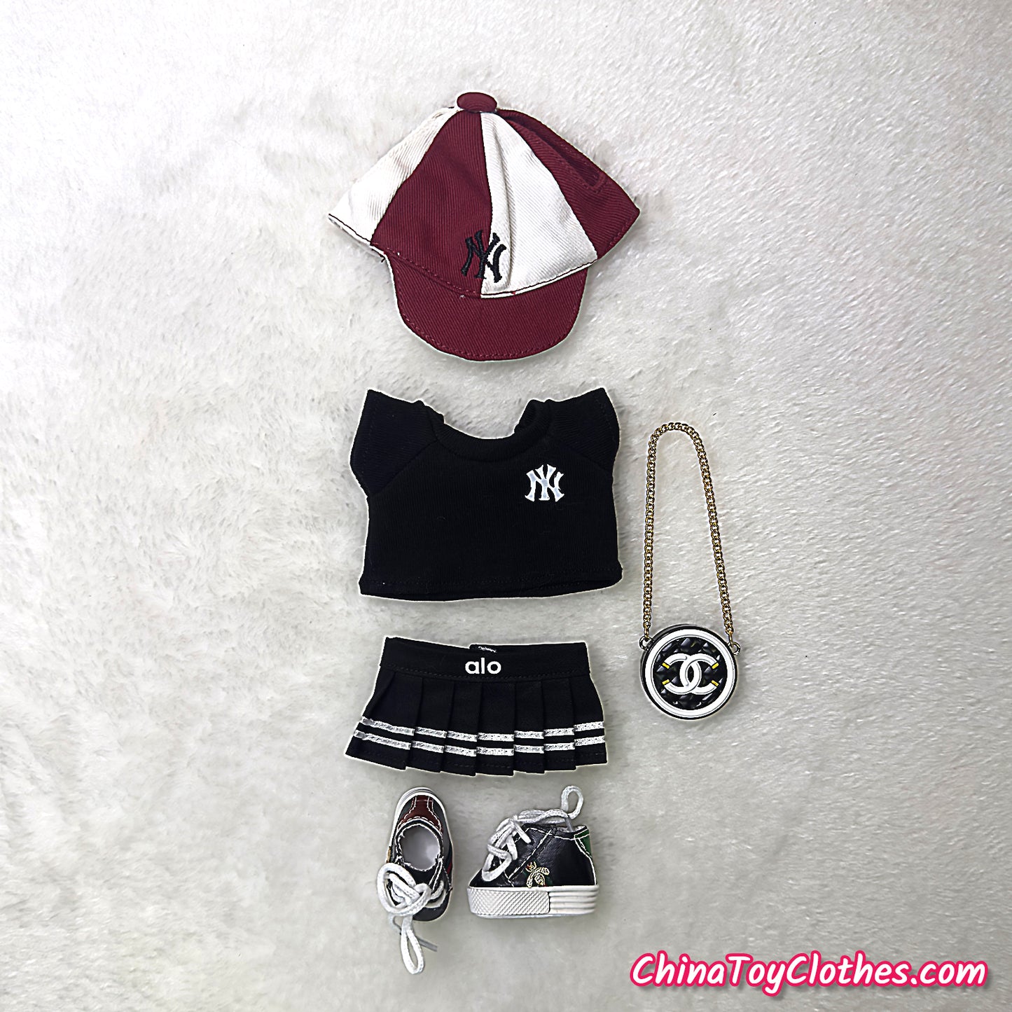 LABUBU 17cm The Monsters Plush Doll Replacing Clothes Baseball T-Shirt and Cap Leisure Sportswear Outfit NO TOY