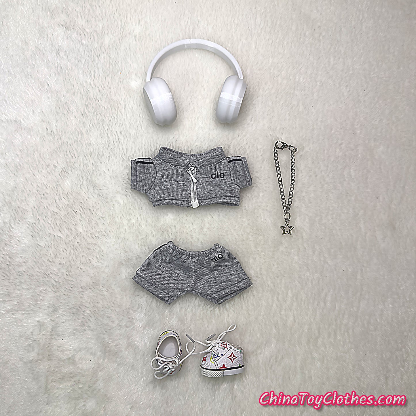 LABUBU 17cm The Monsters Plush Doll Replacing Clothes Grey Yoga Leisure Sportswear Outfit NO TOY