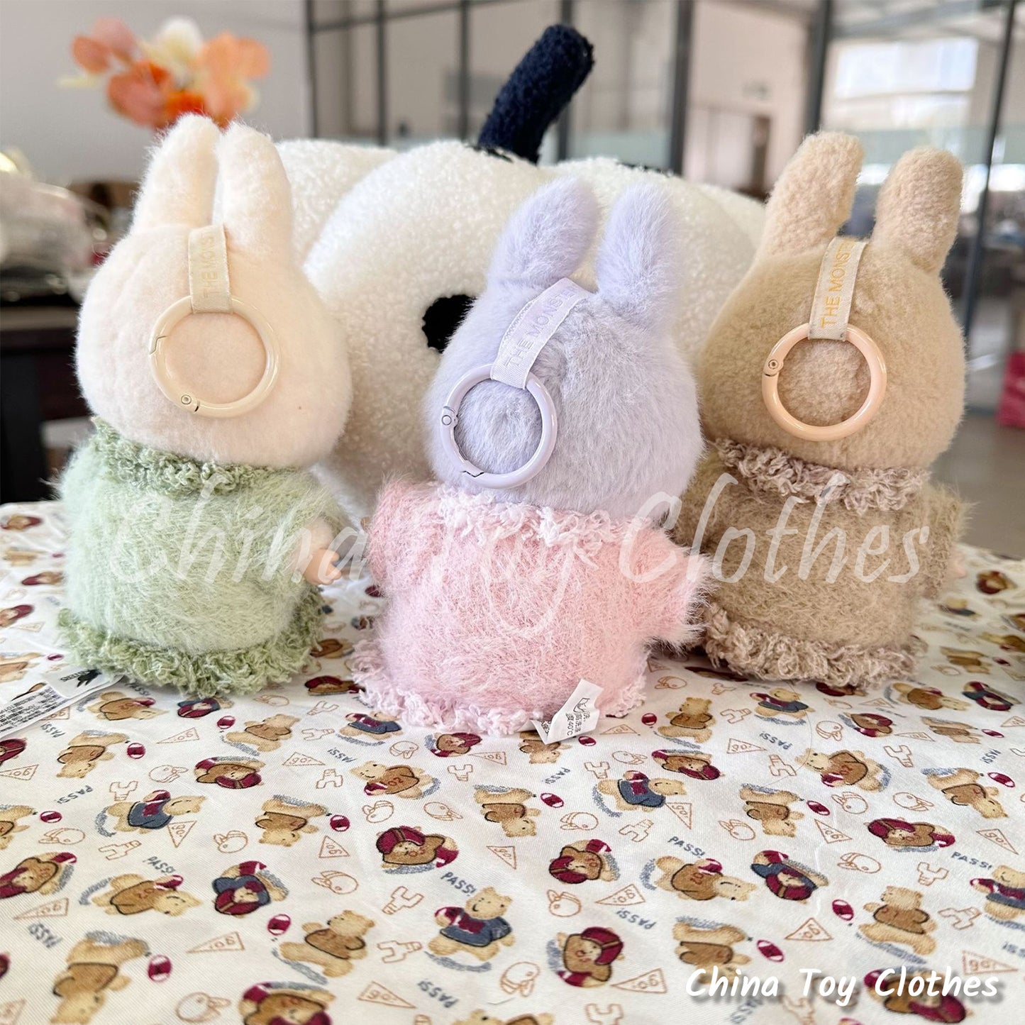 LABUBU 17cm Les Monstres Vêtements de Poupée en Peluche Vêtements Adorables en Peluche Carotte PAS DE JOUET