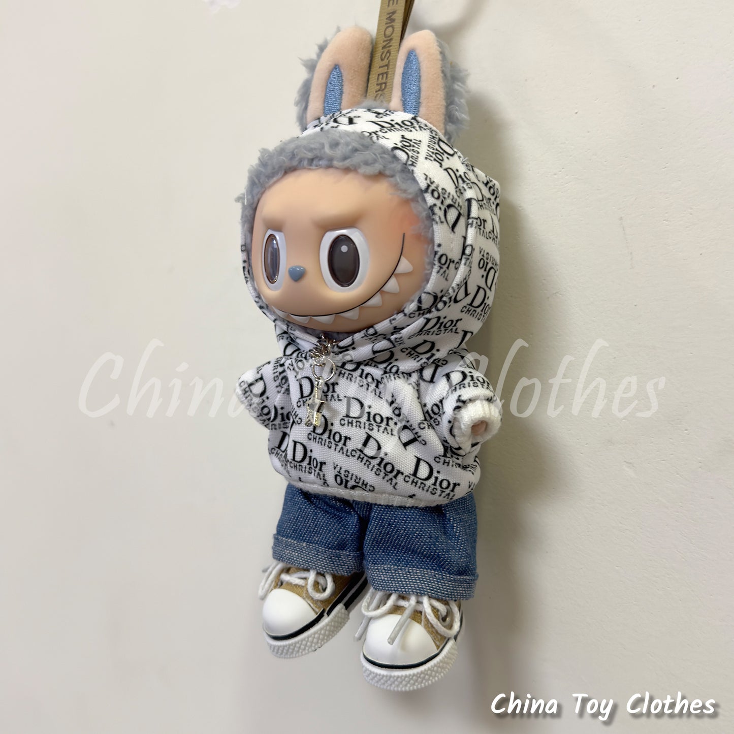 LABUBU 17cm 7inch The Monsters Plush Doll Replacing Clothes Fashion Hoodie Outfit NO TOY