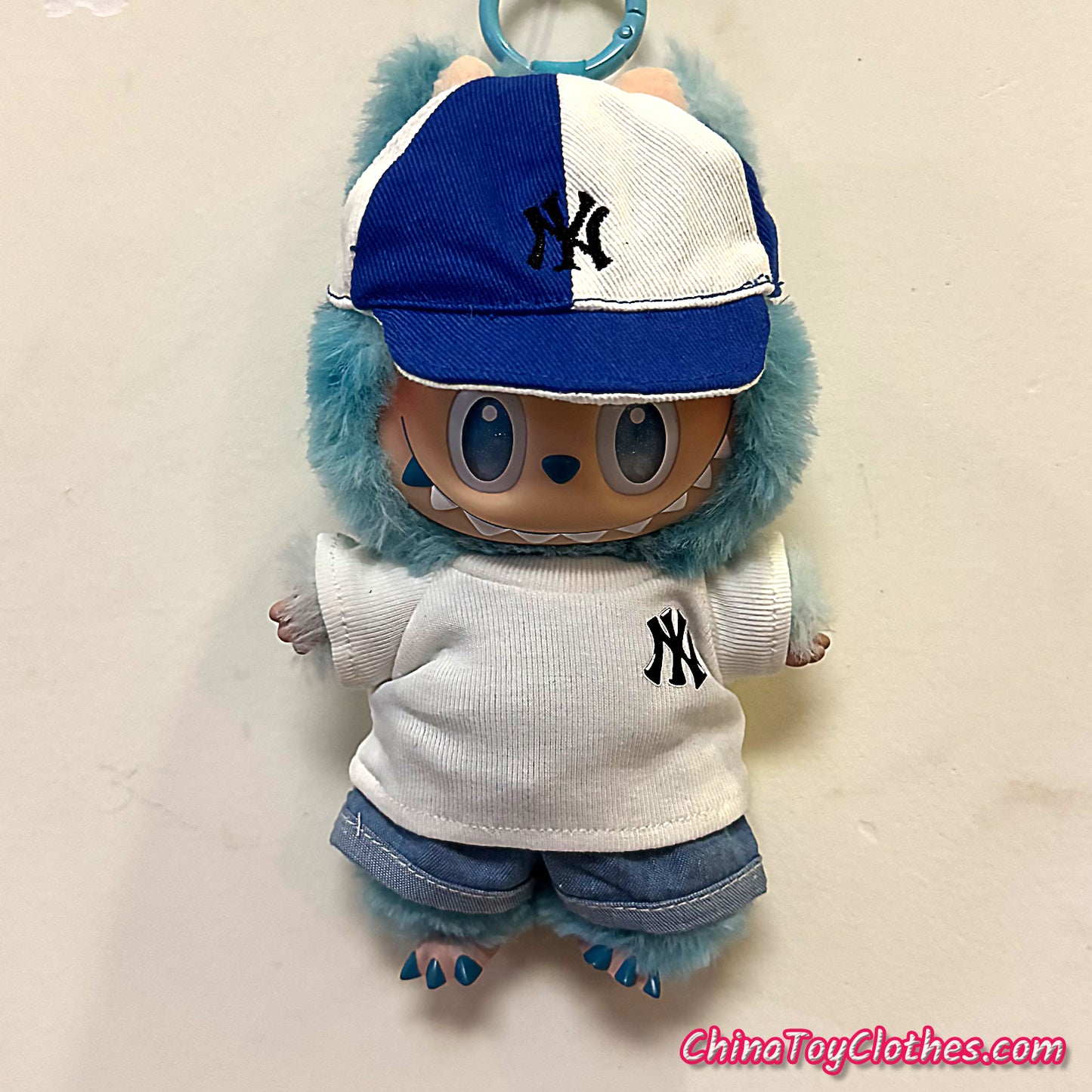 LABUBU 17cm The Monsters Plush Doll Replacing Clothes Baseball T-Shirt and Cap Leisure Sportswear Outfit NO TOY