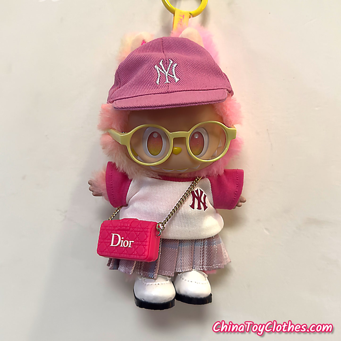 LABUBU 17cm The Monsters Plush Doll Replacing Clothes Baseball T-Shirt and Cap Leisure Sportswear Outfit NO TOY