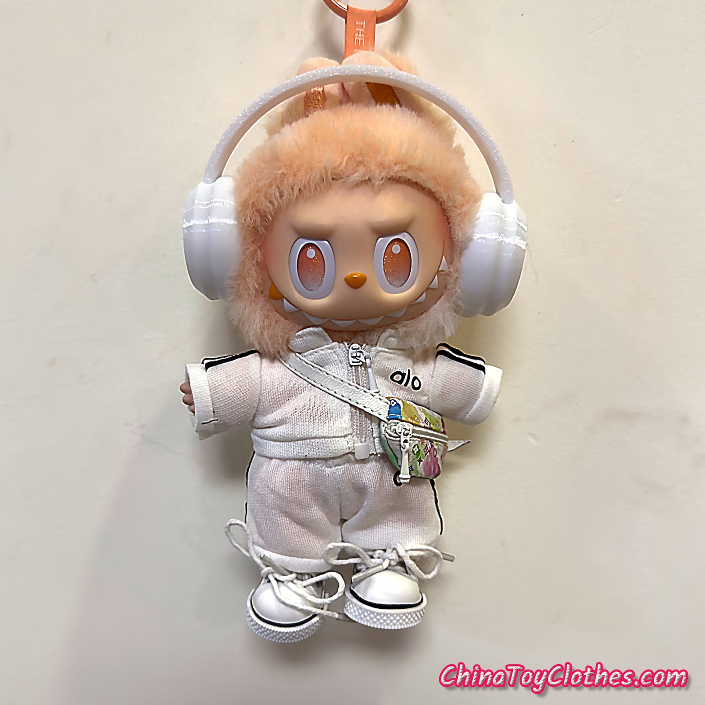 LABUBU 17cm 怪獸毛絨公仔衣帥哥漫畫風格 4 件套無玩具
