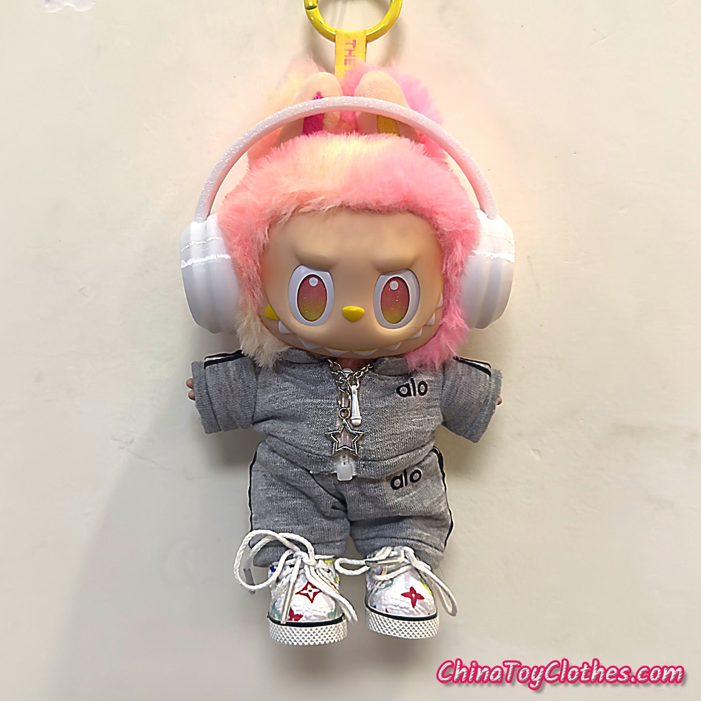 LABUBU 17cm The Monsters Plush Doll Replacing Clothes Grey Yoga Leisure Sportswear Outfit NO TOY