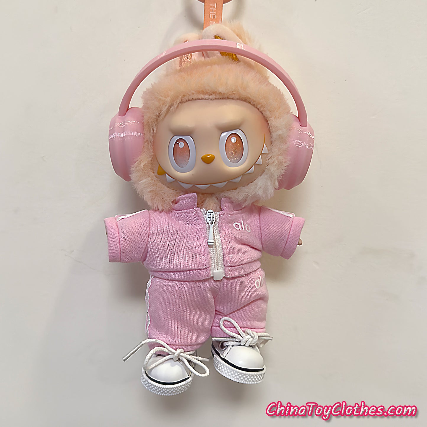 LABUBU 17cm Les Monstres Peluche Poupée Vêtements Beau Mec Style Manga 4 articles dans un costume PAS DE JOUET