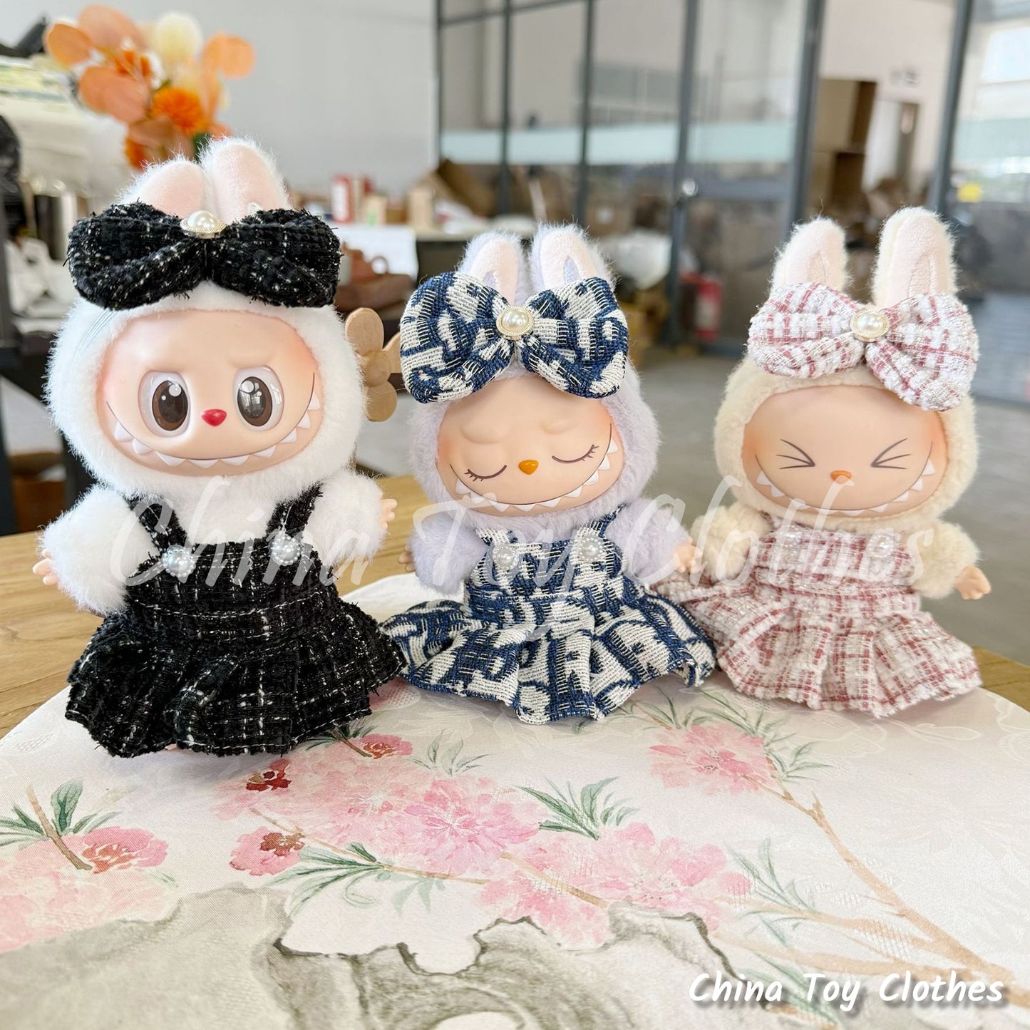 LABUBU 17cm Les Monstres Peluche Poupée Vêtements Rich Guy Femme Fille GG Costume PAS DE JOUET