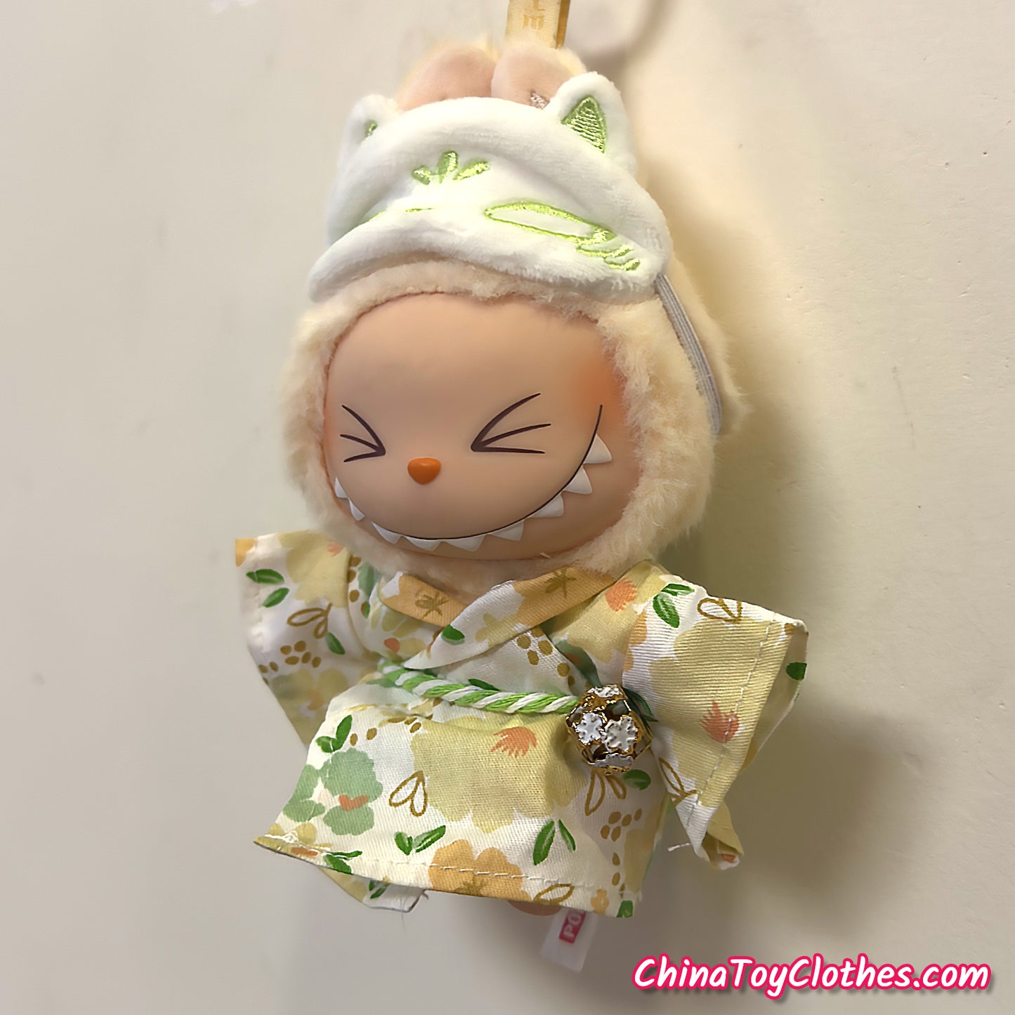 LABUBU 17cm The Monsters Plush Doll Handmade Clothes Cute Yellow Comic Outfit with Mask NO TOY