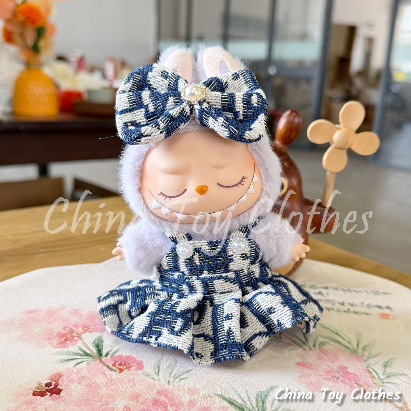 LABUBU 17cm Les Monstres Peluche Poupée Vêtements Rich Guy Femme Fille GG Costume PAS DE JOUET