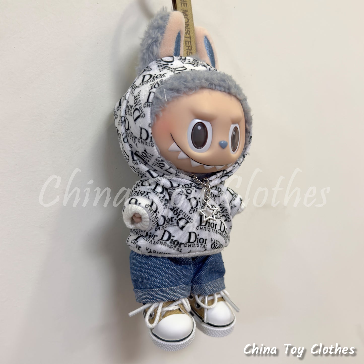 LABUBU 17cm 7inch The Monsters Plush Doll Replacing Clothes Fashion Hoodie Outfit NO TOY