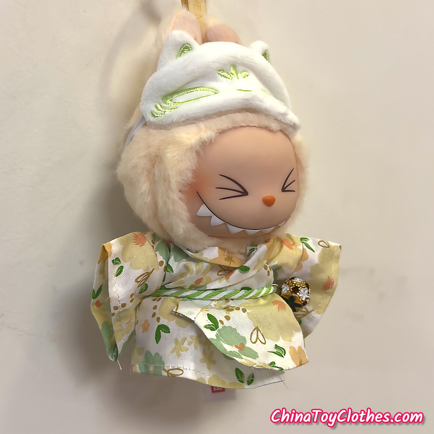 LABUBU 17cm The Monsters Plush Doll Handmade Clothes Cute Yellow Comic Outfit with Mask NO TOY