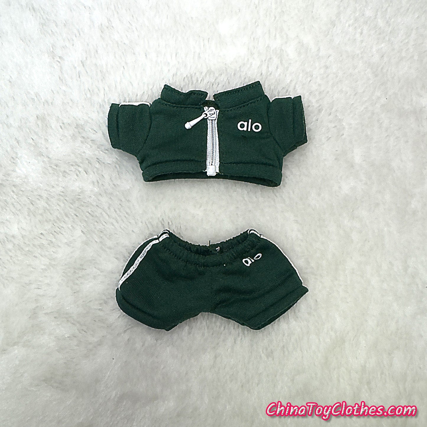 LABUBU 17cm The Monsters Plush Doll Replacing Clothes Green Yoga Leisure Sportswear Outfit NO TOY