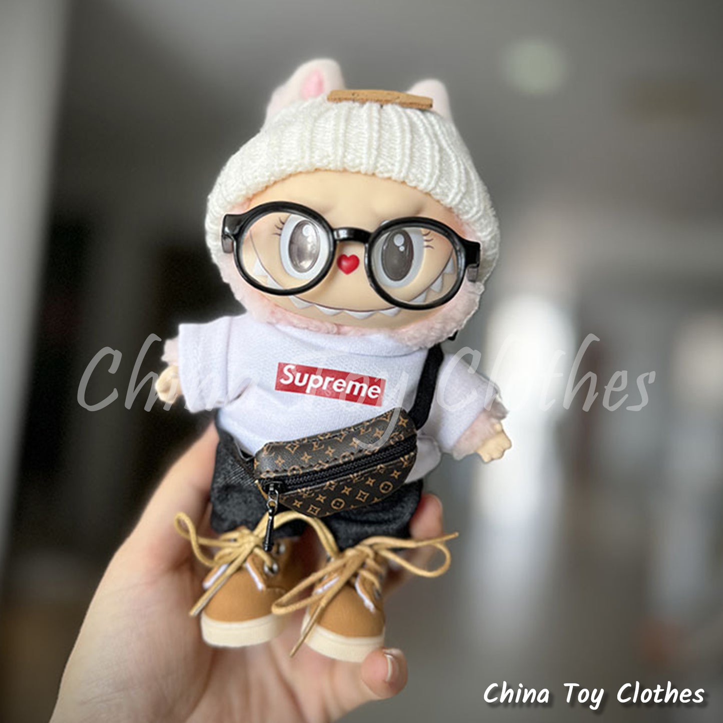 LABUBU 17cm 怪獸毛絨公仔衣帥哥漫畫風格 4 件套無玩具