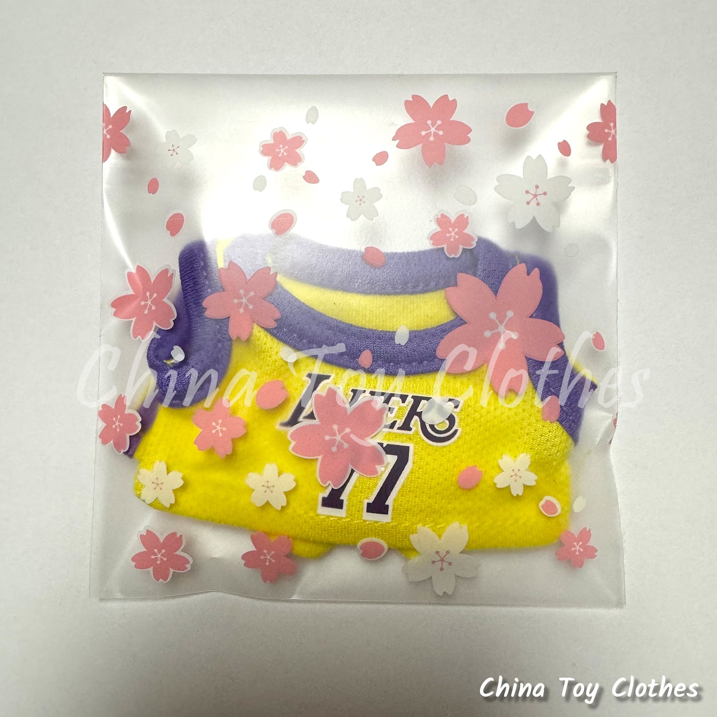 LABUBU 17cm Les Monstres Peluche Poupée Vêtements Lacs N° 77 Basketball Sportsware PAS DE JOUET