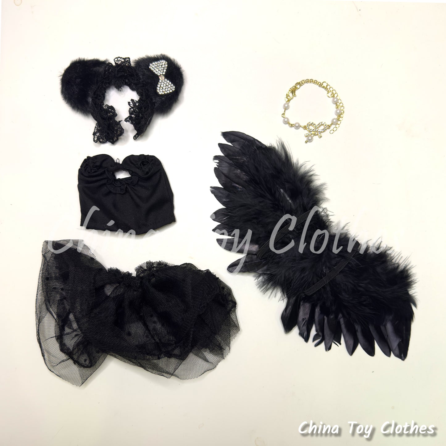 LABUBU 17cm 怪獸毛絨公仔衣帥哥漫畫風格 4 件套無玩具