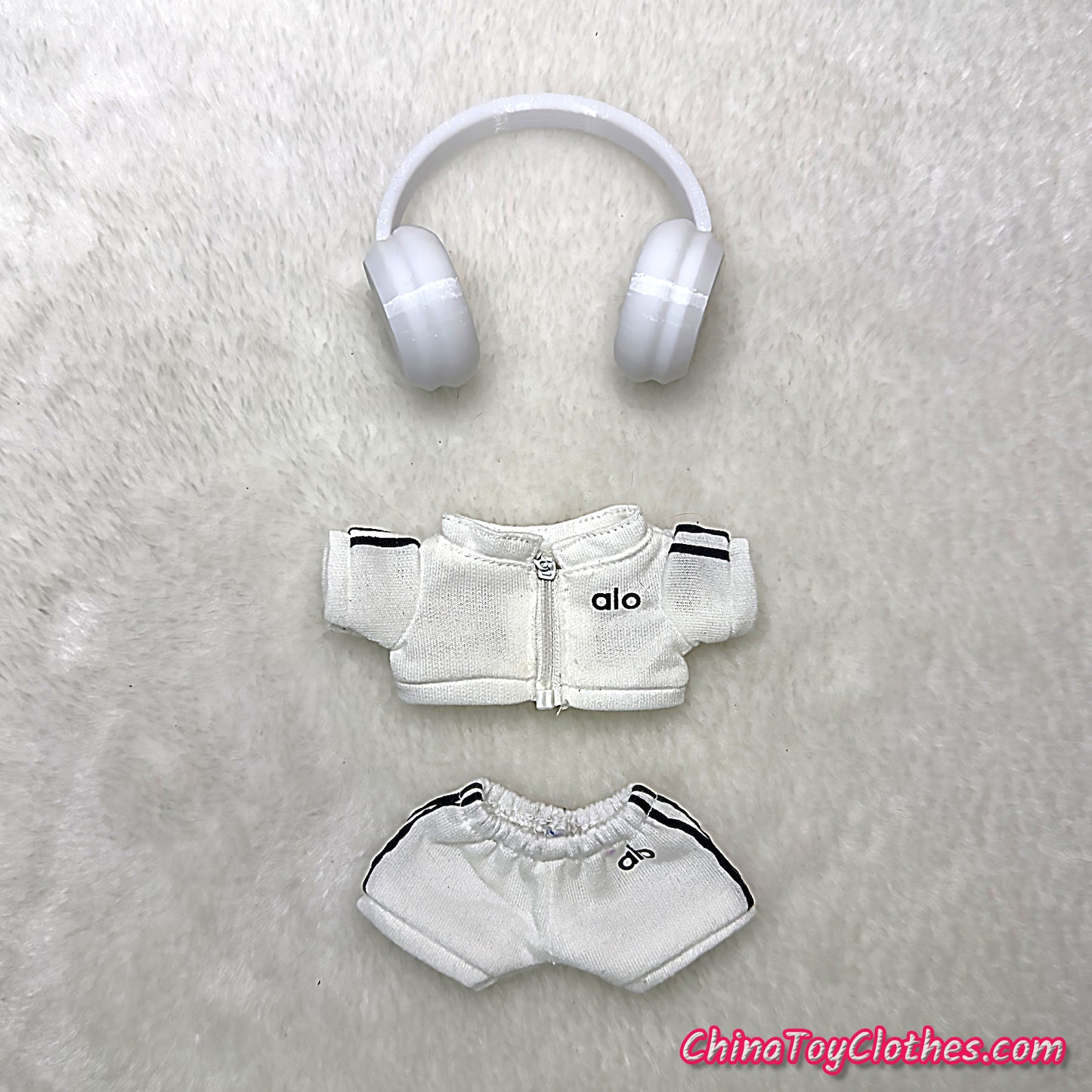 LABUBU 17cm 怪獸毛絨公仔衣帥哥漫畫風格 4 件套無玩具