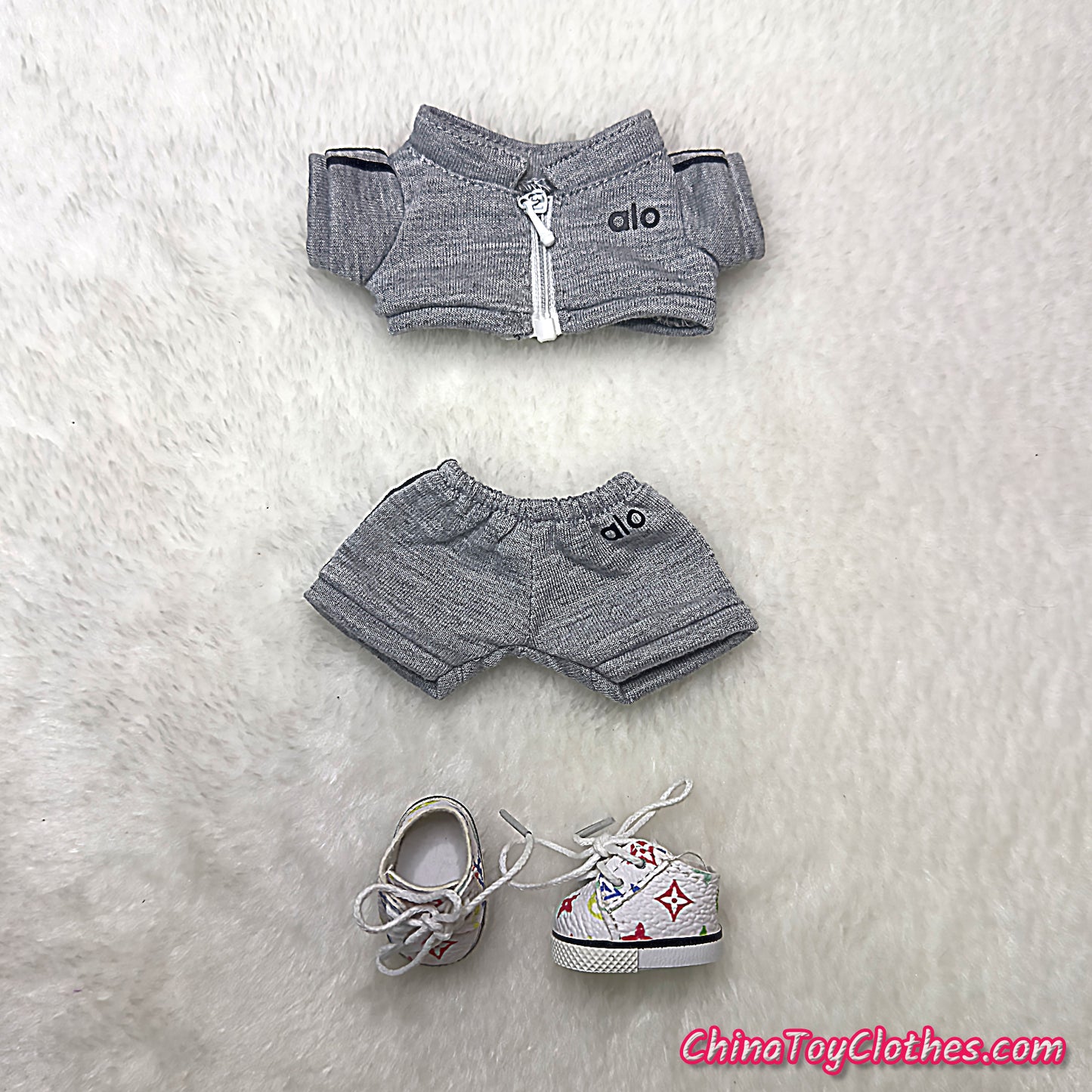 LABUBU 17cm The Monsters Plush Doll Replacing Clothes Grey Yoga Leisure Sportswear Outfit NO TOY
