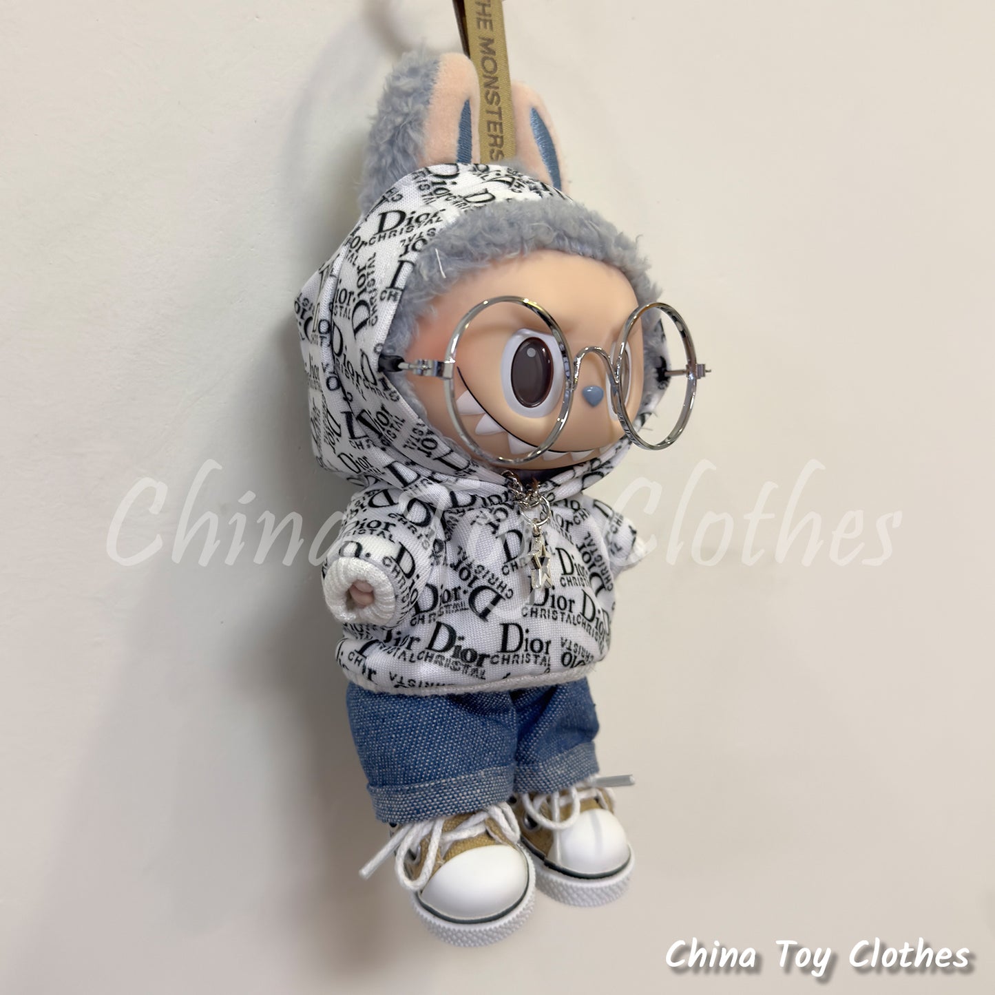 LABUBU 17cm 7inch The Monsters Plush Doll Replacing Clothes Fashion Hoodie Outfit NO TOY