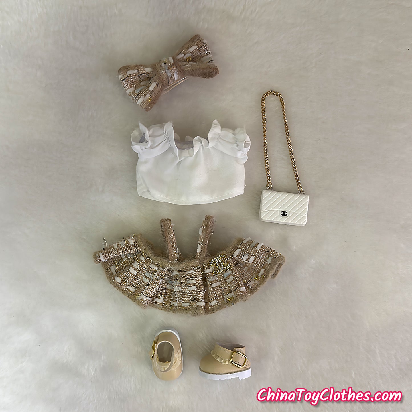 LABUBU 17 公分怪獸毛絨娃娃衣服富婆女孩 GG 套裝無玩具