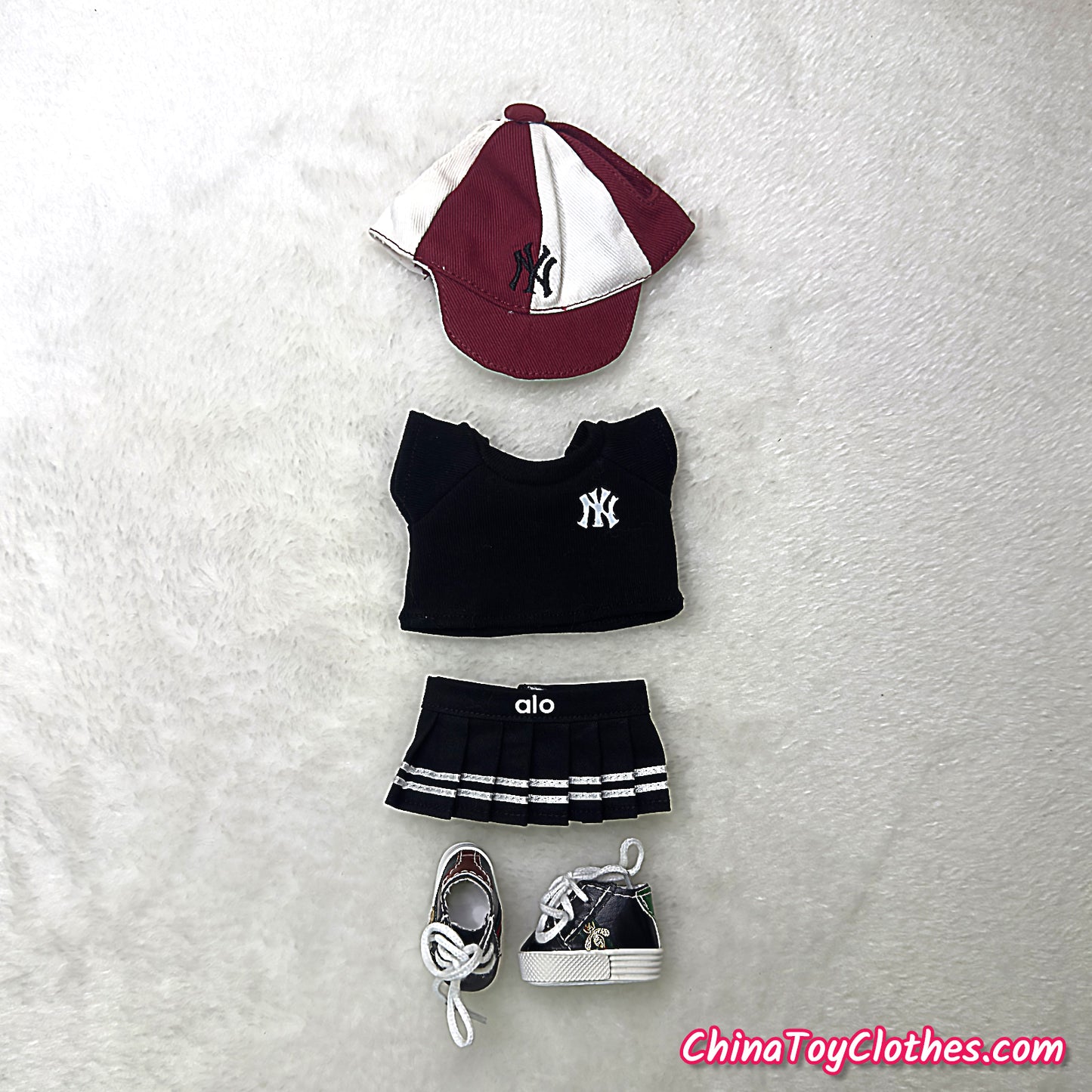 LABUBU 17cm The Monsters Plush Doll Replacing Clothes Baseball T-Shirt and Cap Leisure Sportswear Outfit NO TOY